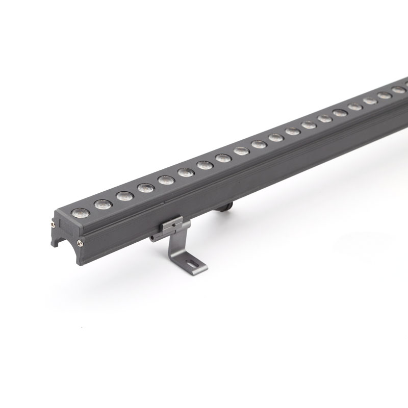 Aluminum cover line light